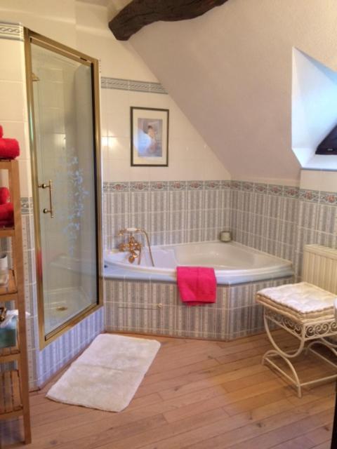 Anjouin Les 3 Roses B&B 외부 사진
