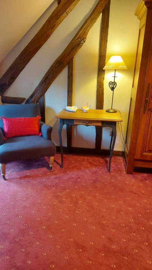 Anjouin Les 3 Roses B&B 외부 사진