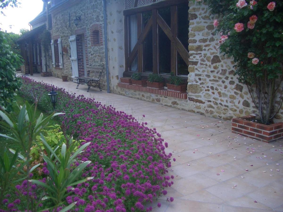 Anjouin Les 3 Roses B&B 외부 사진